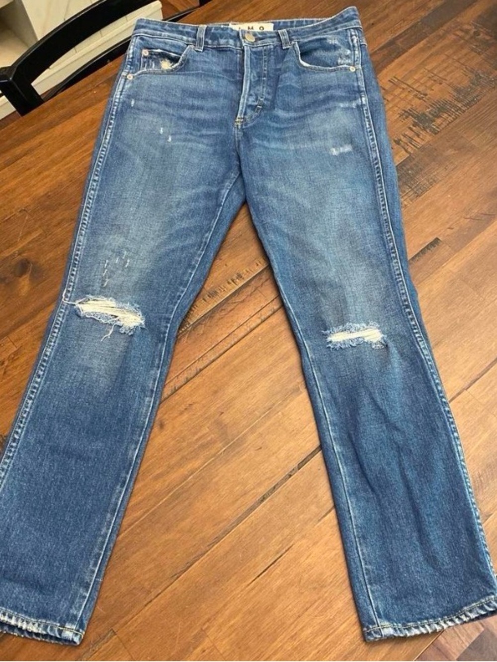 AMO women’s Distressed Jeans